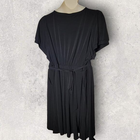 Torrid Dress Plus Sz 5 Black Mini Studio Knit Surplice Faux Wrap Pockets Stretch - Picture 3 of 15